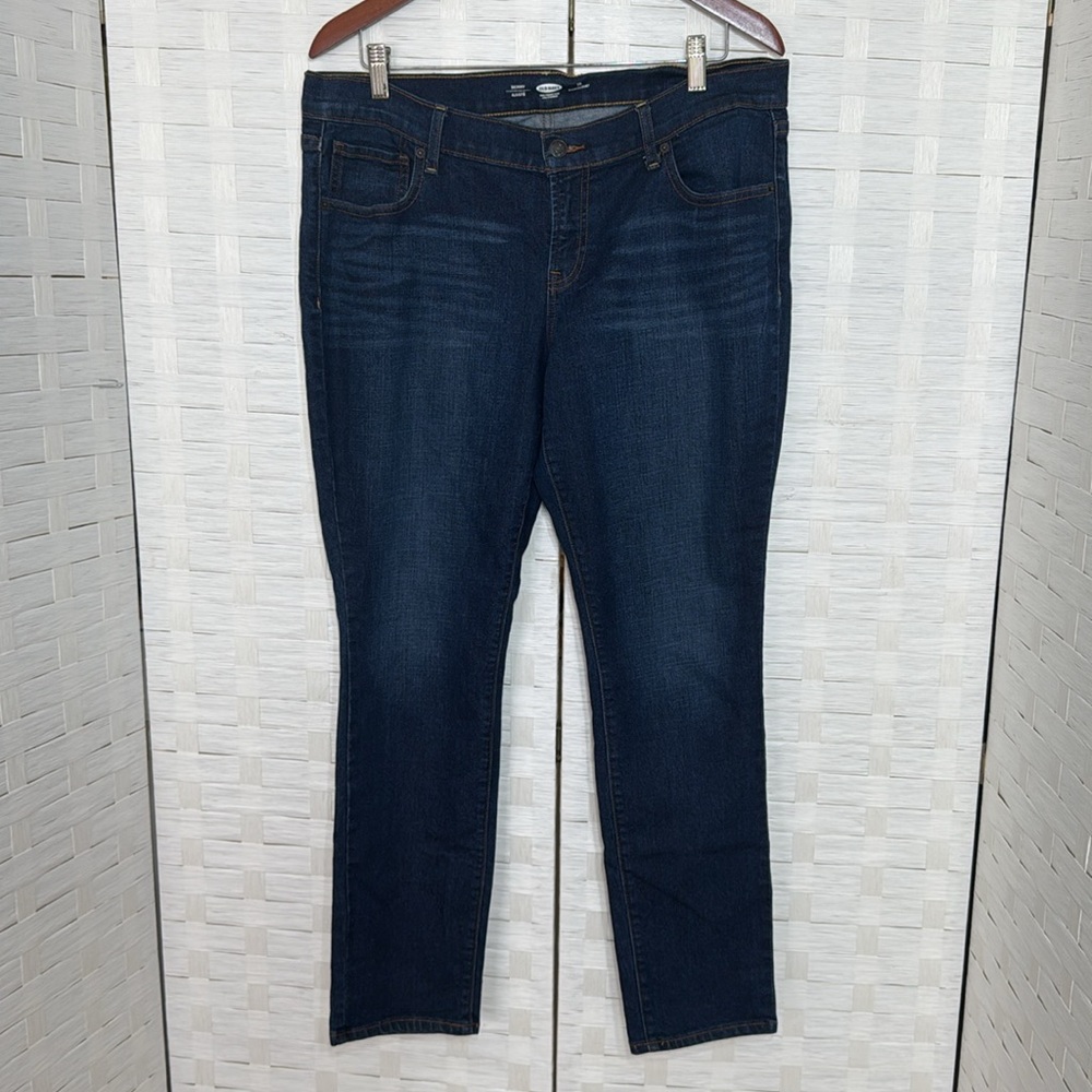 Old Navy Skinny Dark Wash 5 Pocket Jean Size 14 Short - Picture 1 of 11